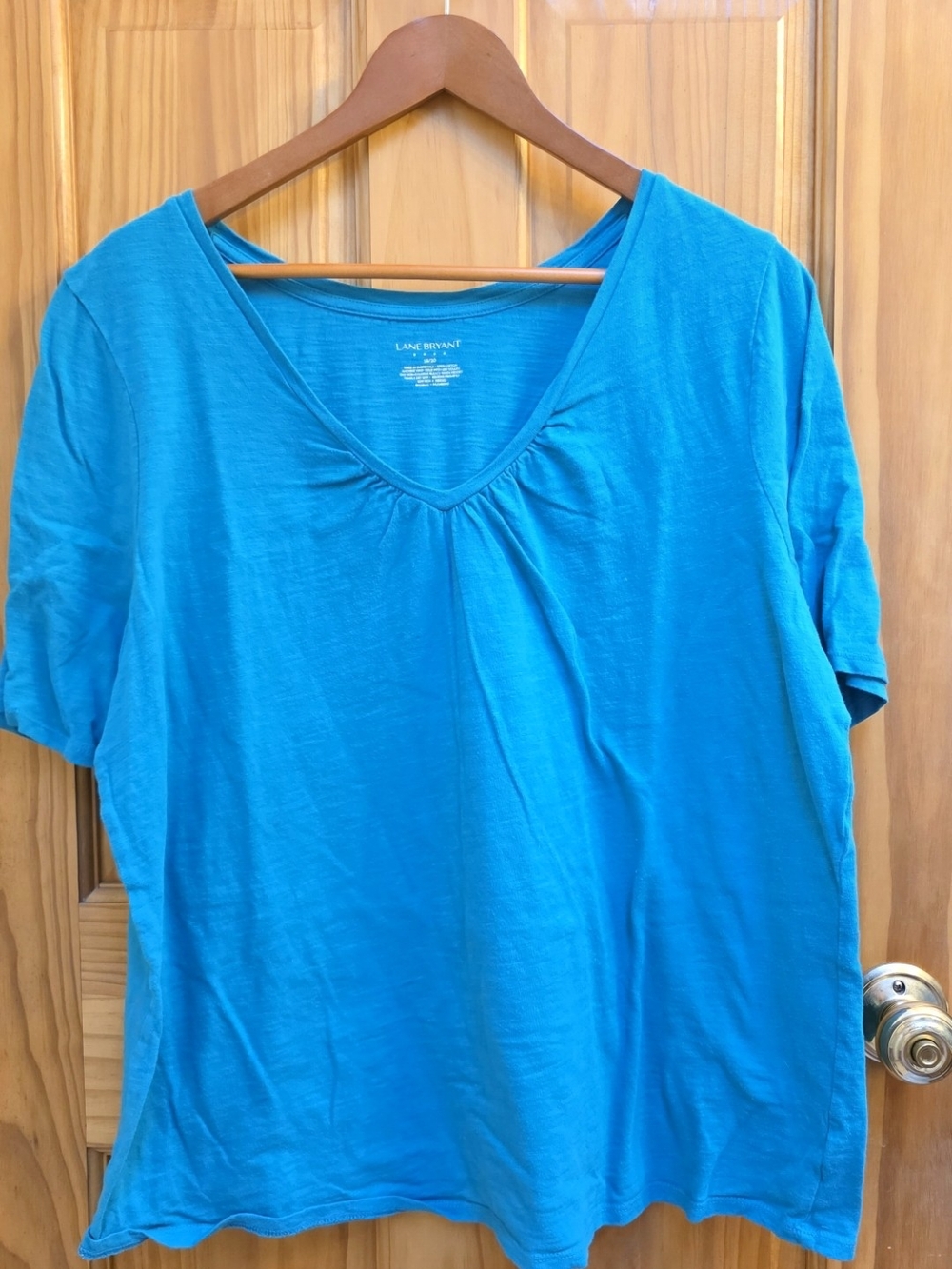Lane Bryant Teal Green V-Neck Short Sleeve Tee with Gentle Gather